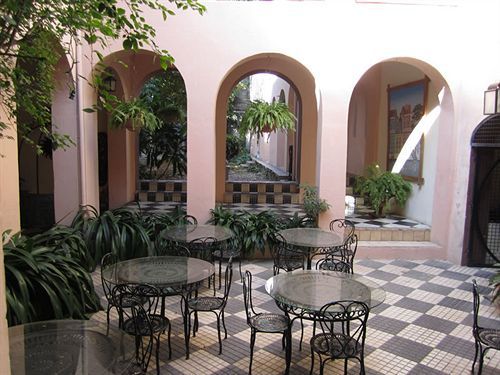 Hotel Du Roi Christophe Cap-Haïtien Buitenkant foto